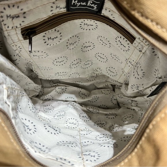 Myra B Nez Perce Shoulder Bag - Picture 8 of 9